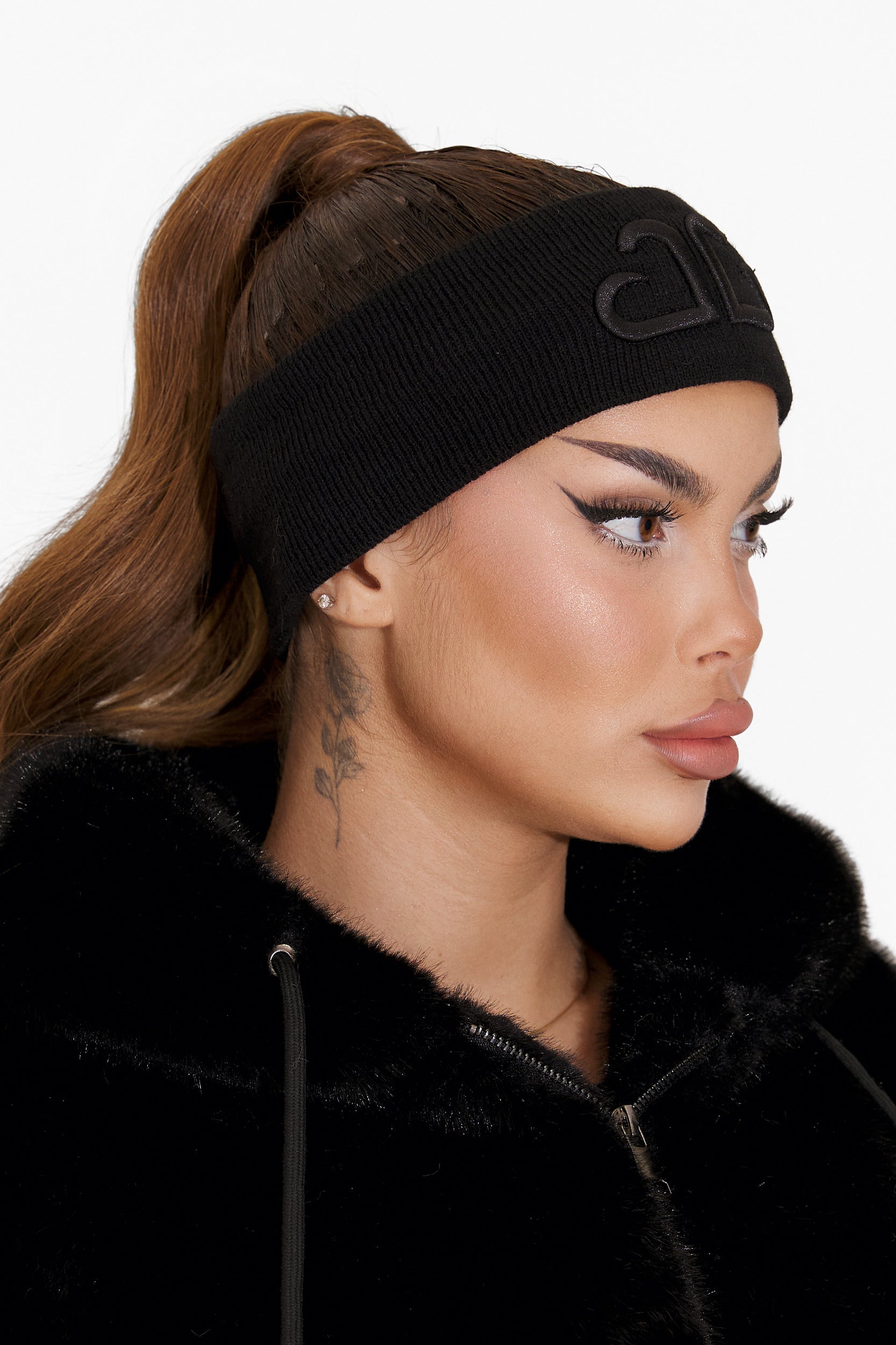 Bentita dama casual neagra Sharaya Bogas