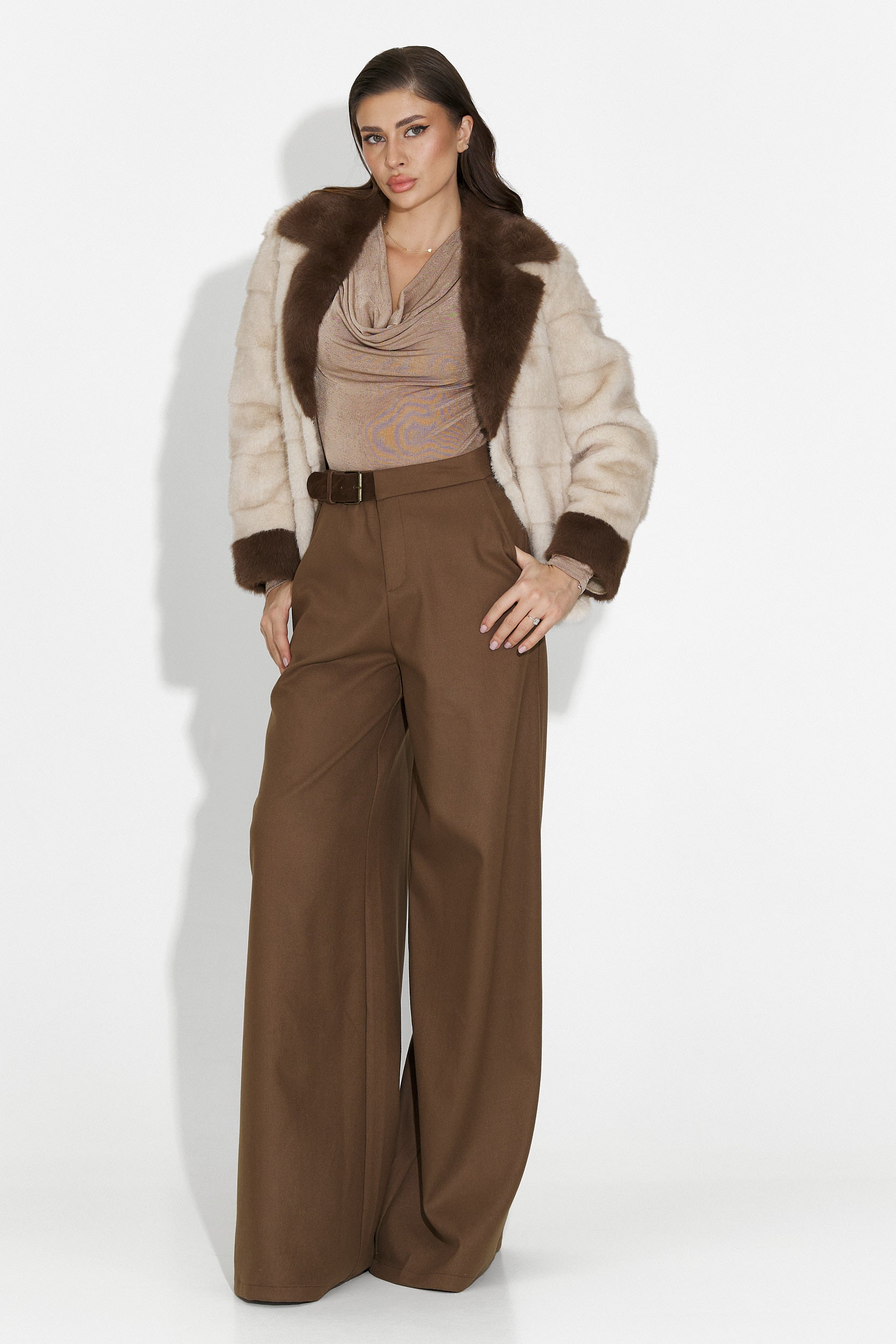 Body dama elegant crem Sikada Bogas