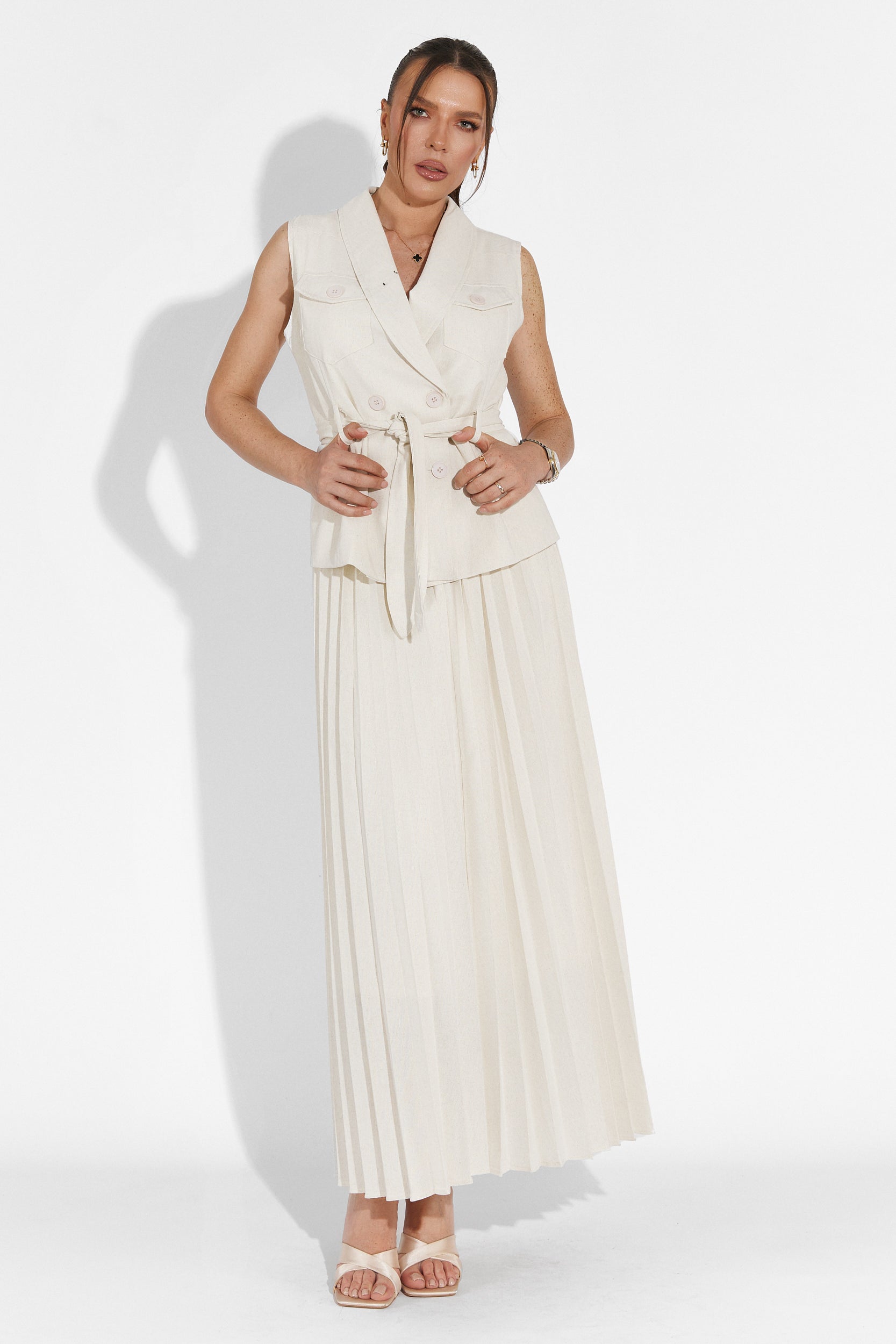 Compleu cu fusta bej Timothy Bogas