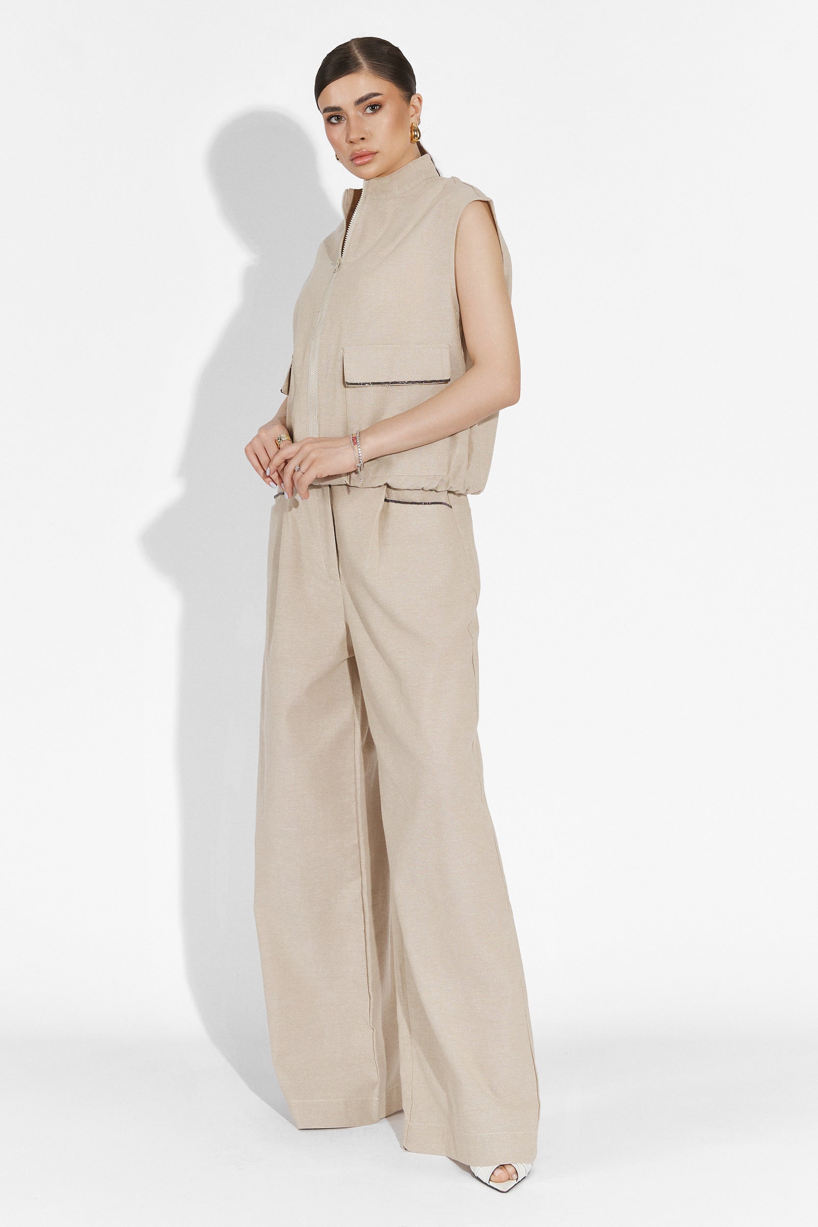 Compleu cu pantaloni bej Onulko Bogas