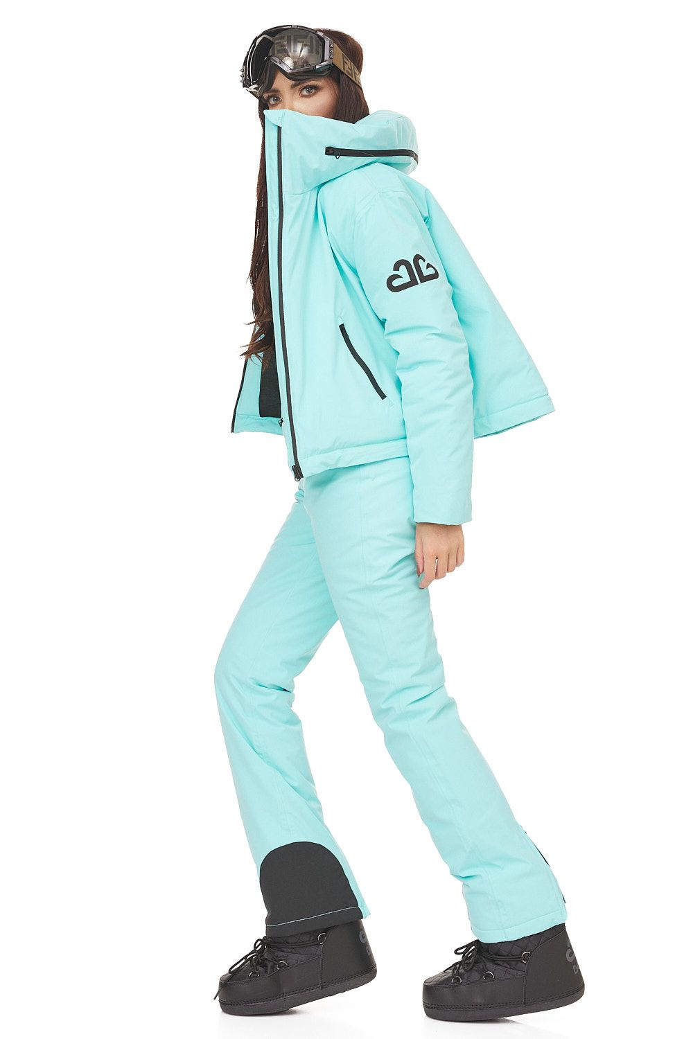 Costum ski casual turcoaz Reasia Bogas