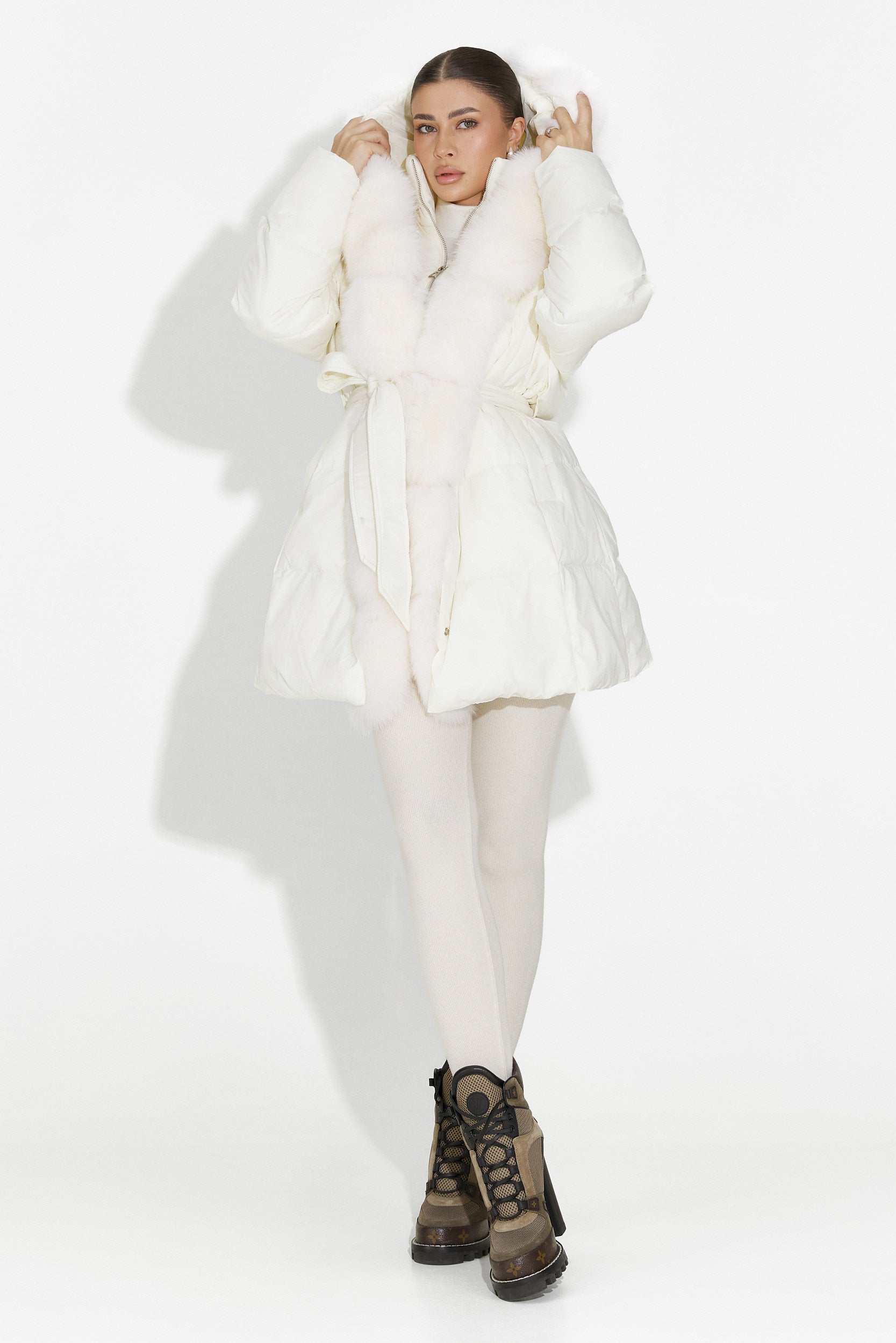 Geaca dama bej Neolia Bogas