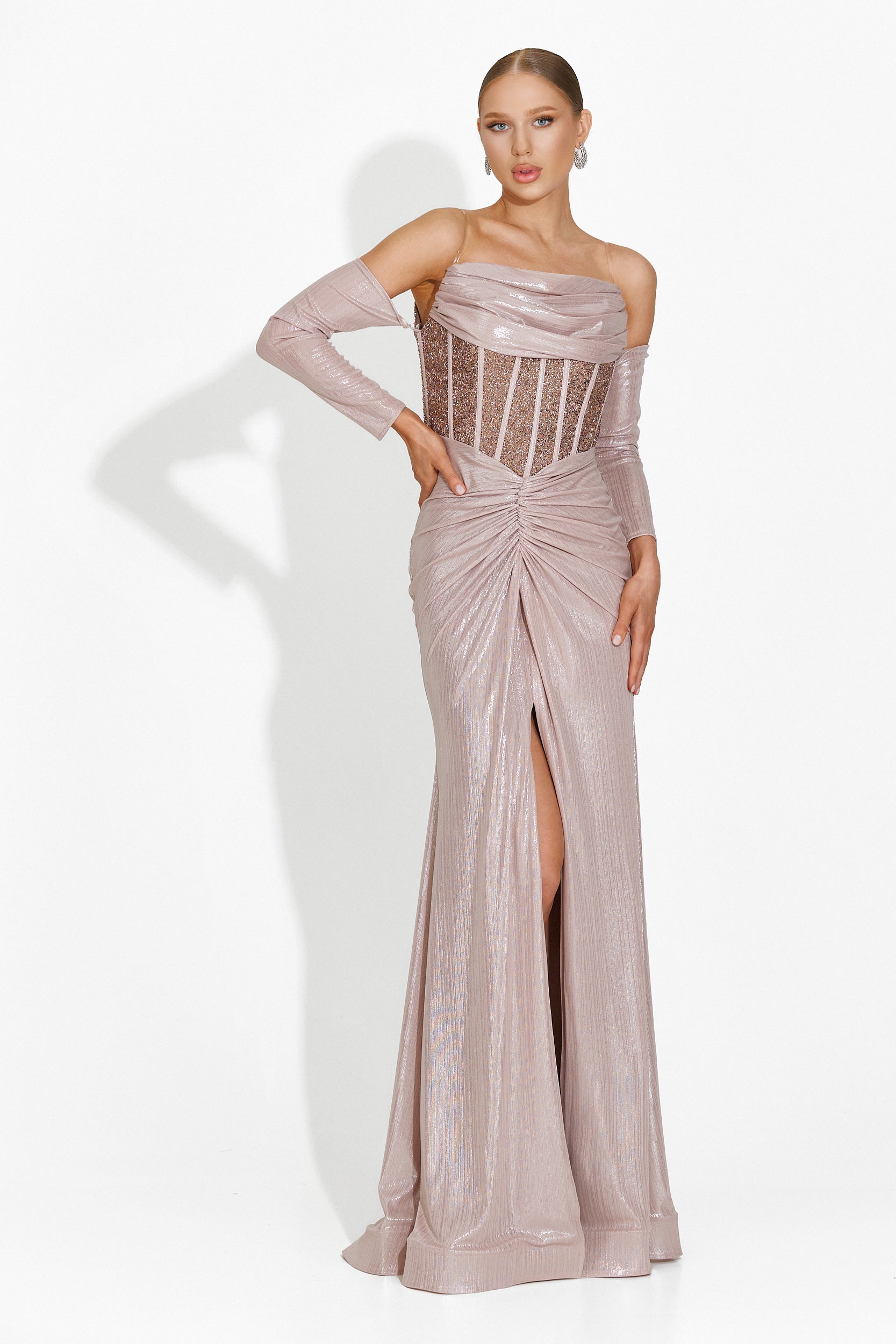 Rochie dama lunga bej Fredricka Bogas