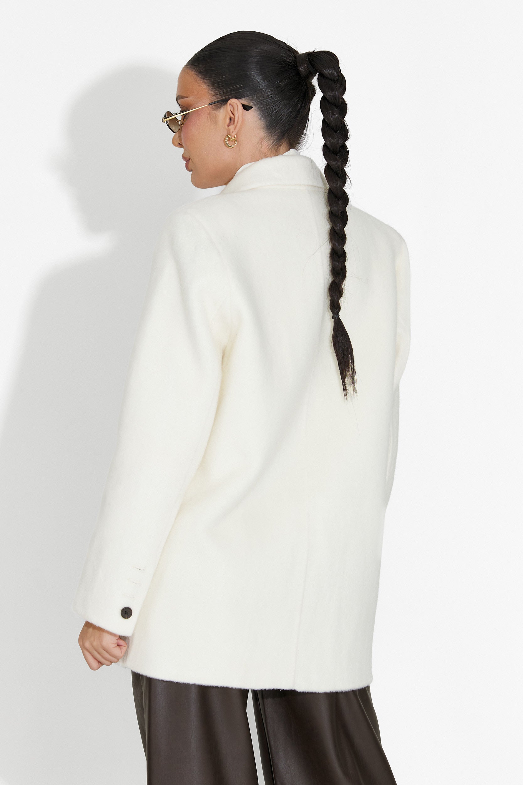 Sacou dama elegant bej Novelia Bogas