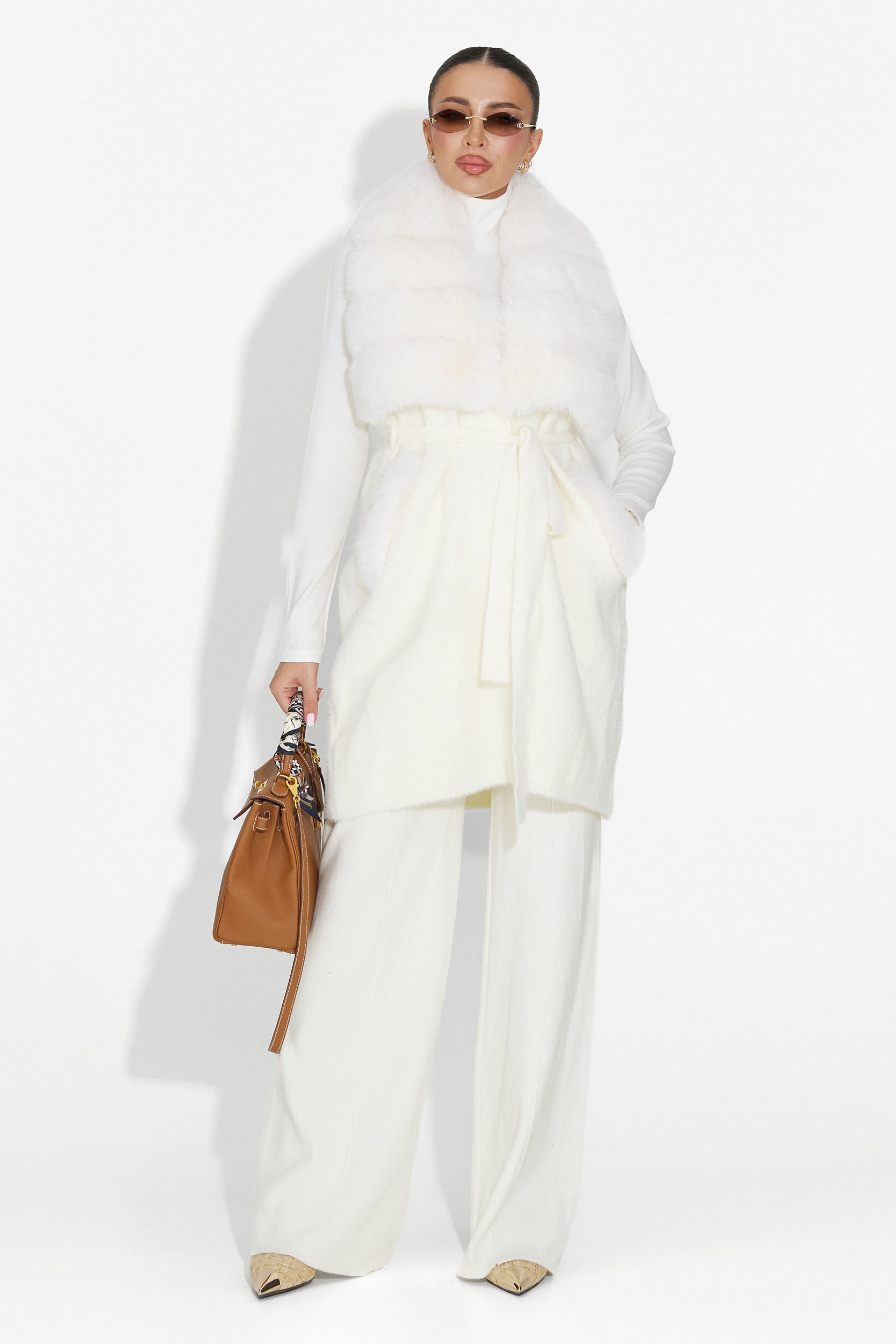 Vesta dama bej Cloria Bogas