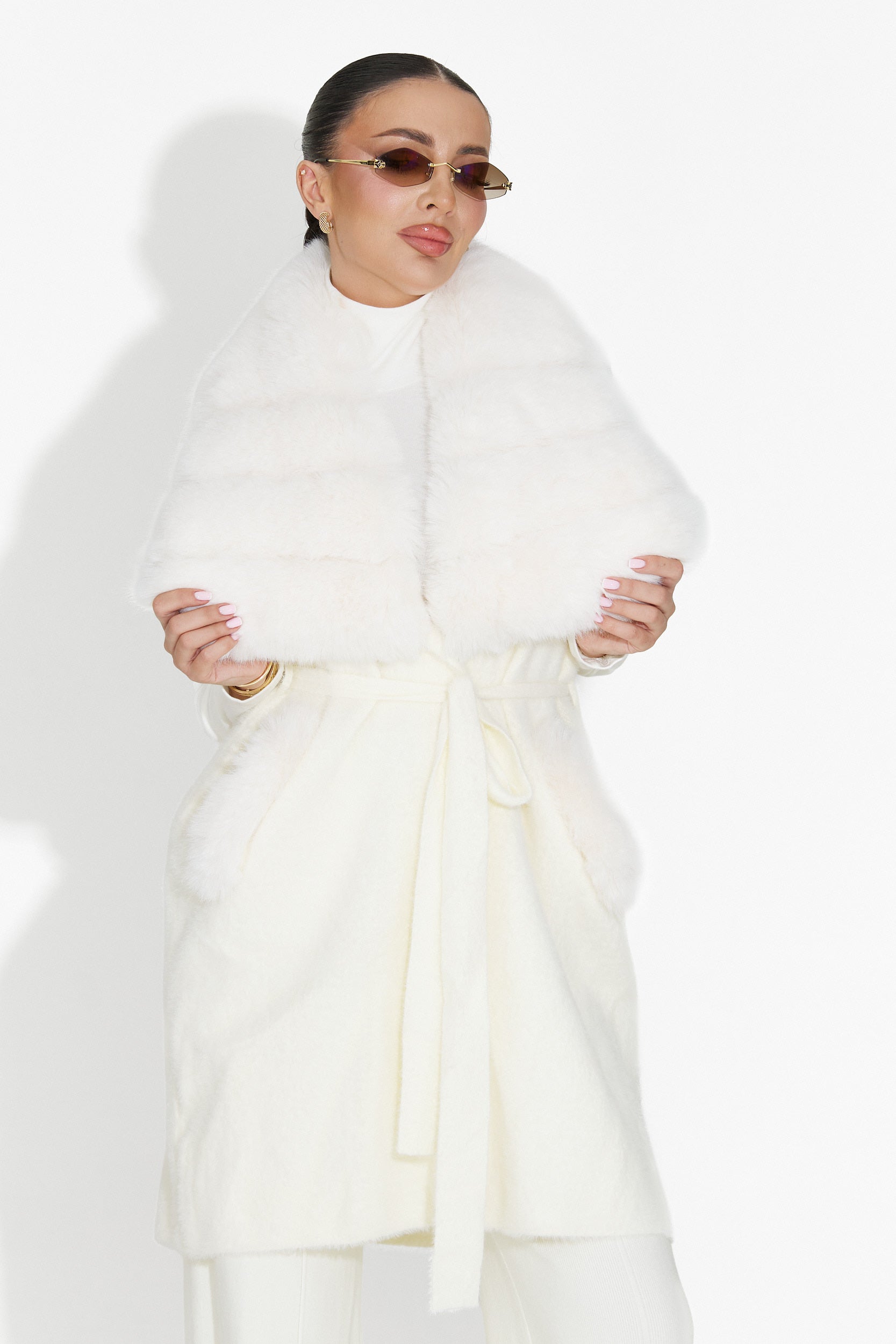 Vesta dama bej Cloria Bogas