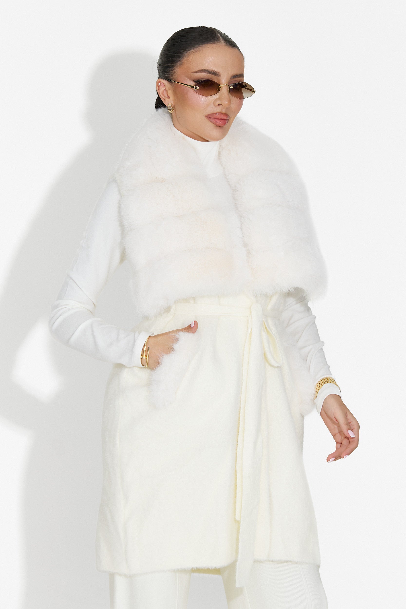 Vesta dama bej Cloria Bogas