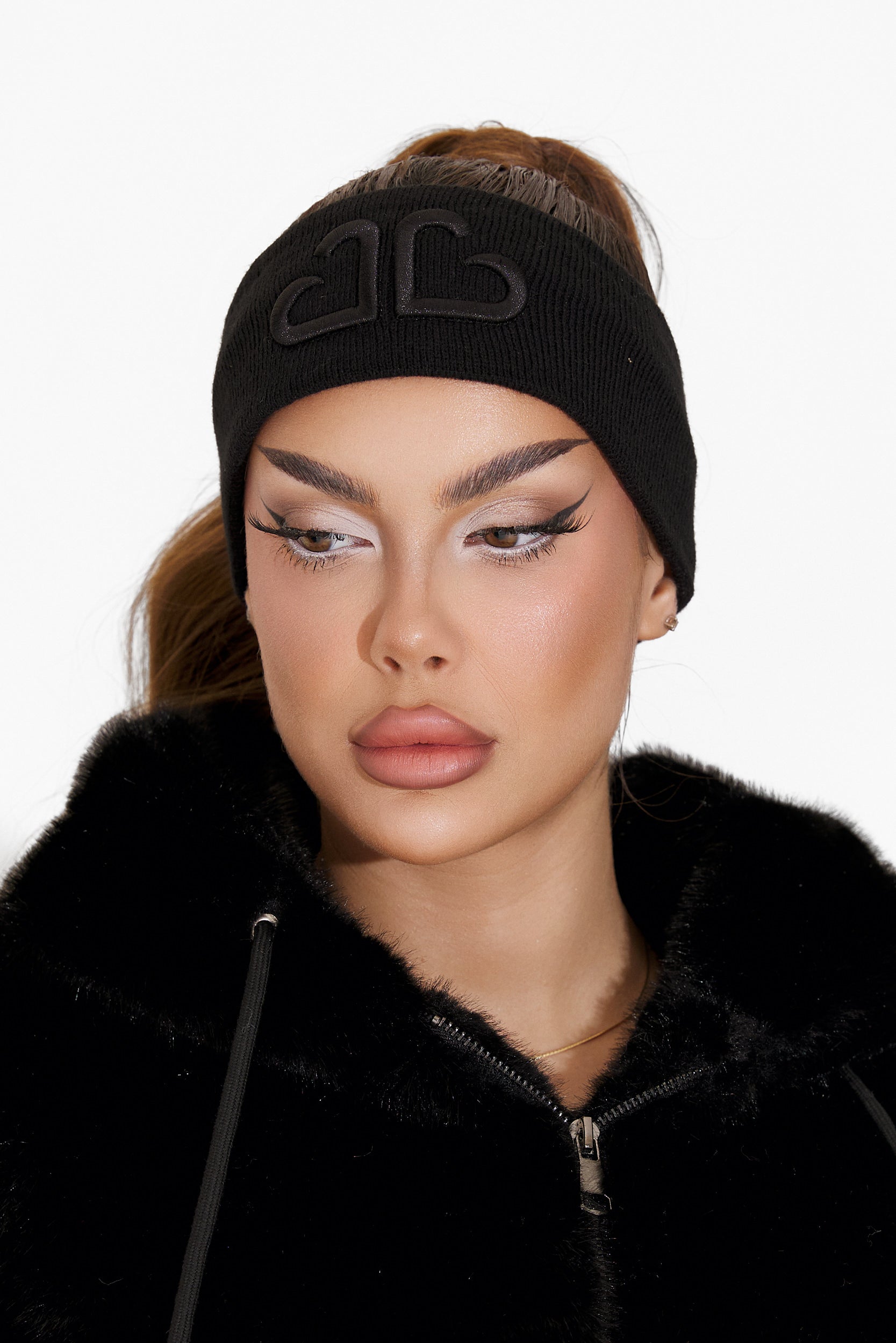 Bentita dama casual neagra Sharaya Bogas