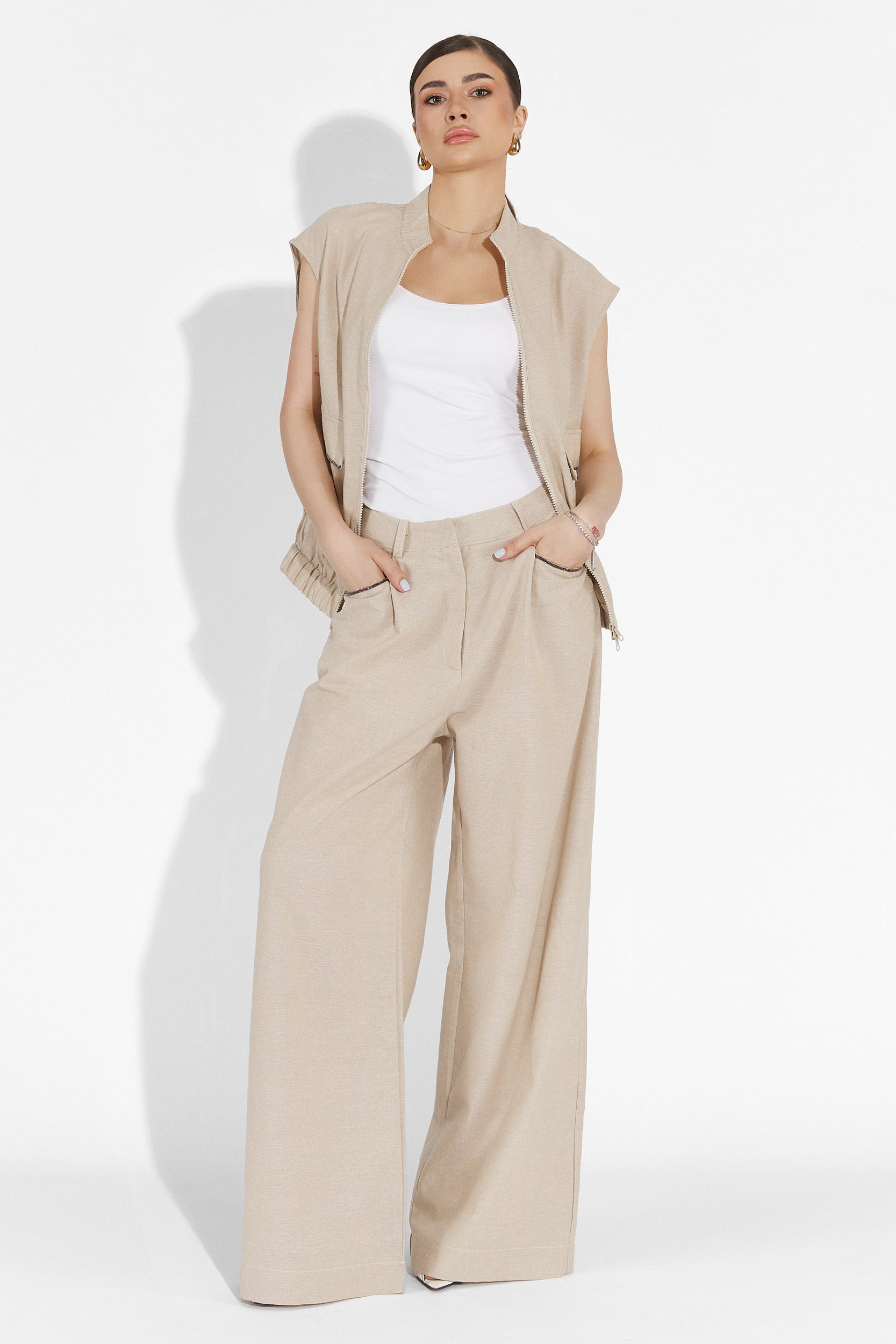 Compleu cu pantaloni bej Onulko Bogas