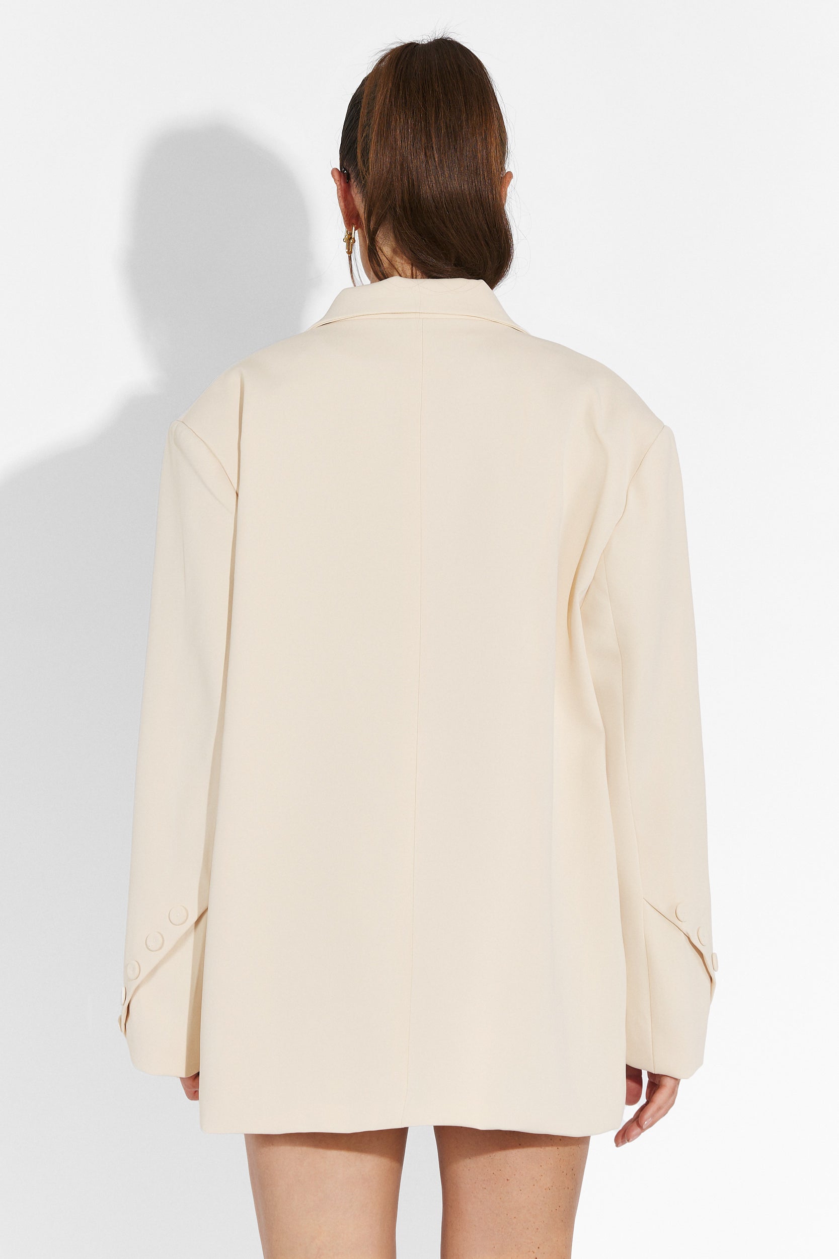 Compleu cu pantaloni scurti bej Smozy Bogas