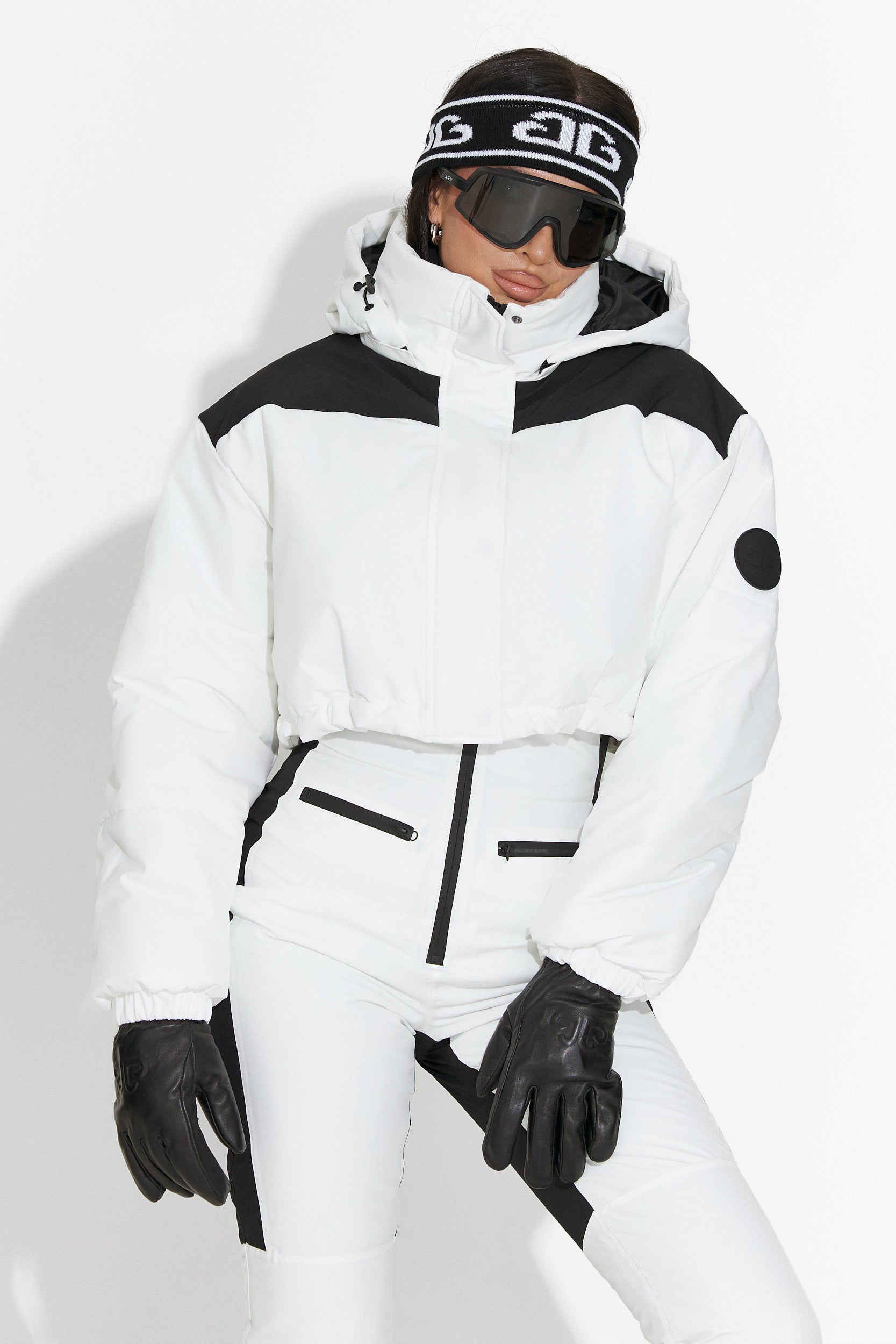 Costum ski casual alb Camelay Bogas