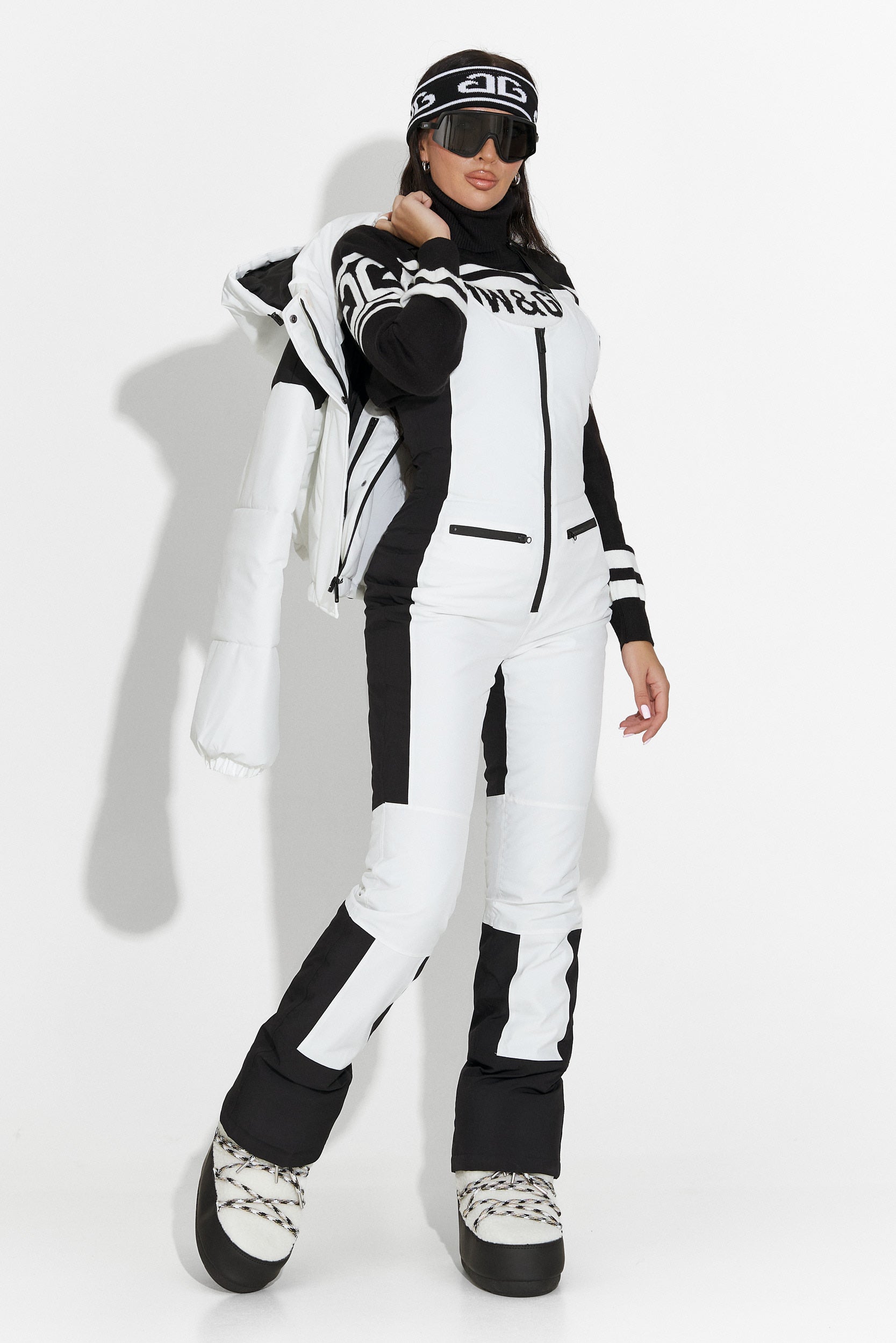 Costum ski casual alb Camelay Bogas