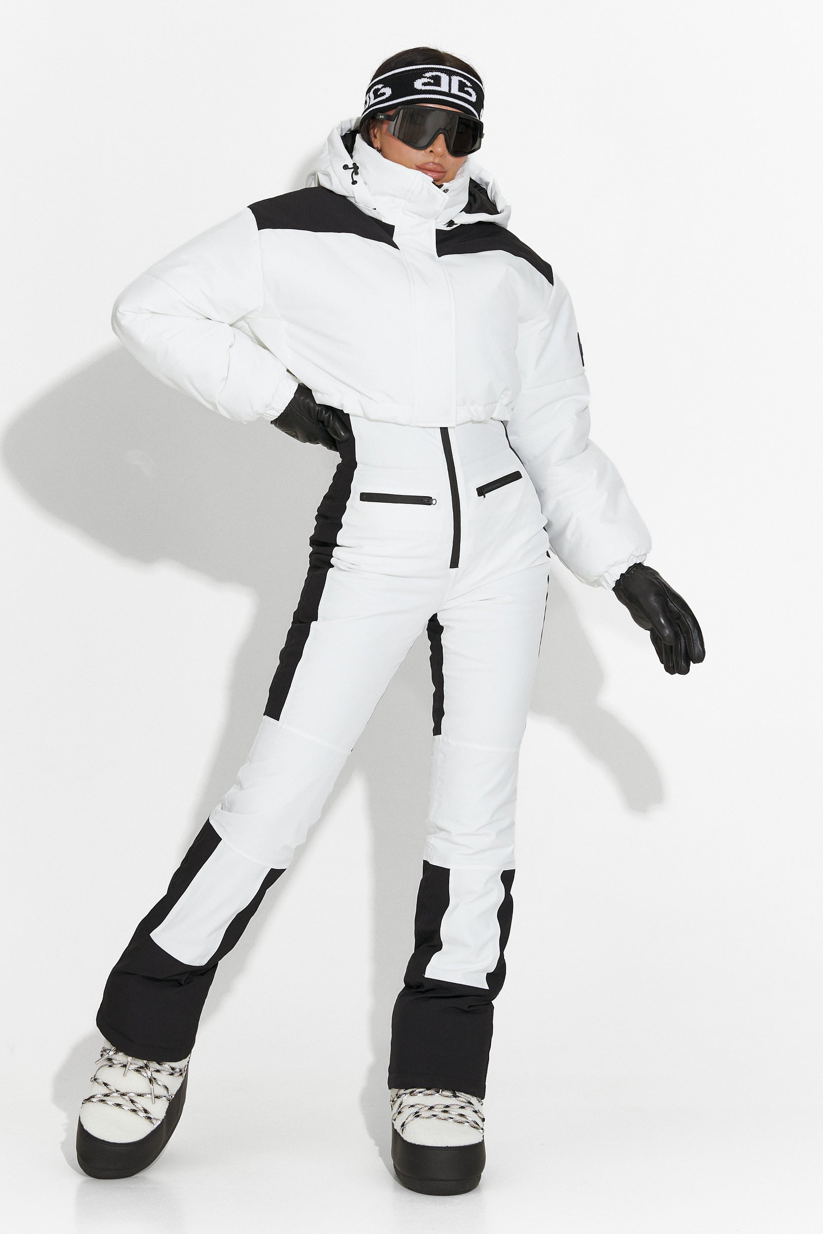 Costum ski casual alb Camelay Bogas