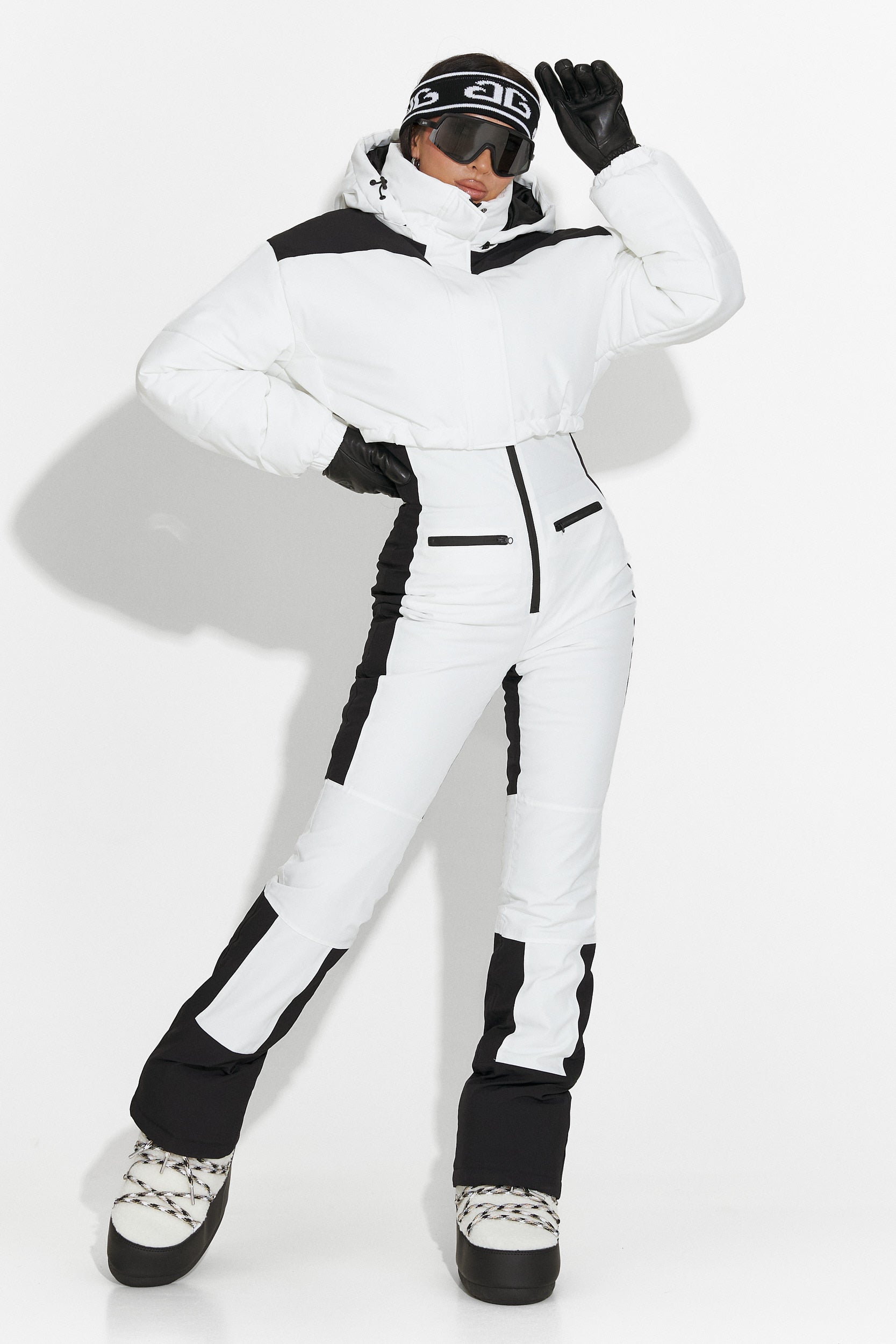 Costum ski casual alb Camelay Bogas