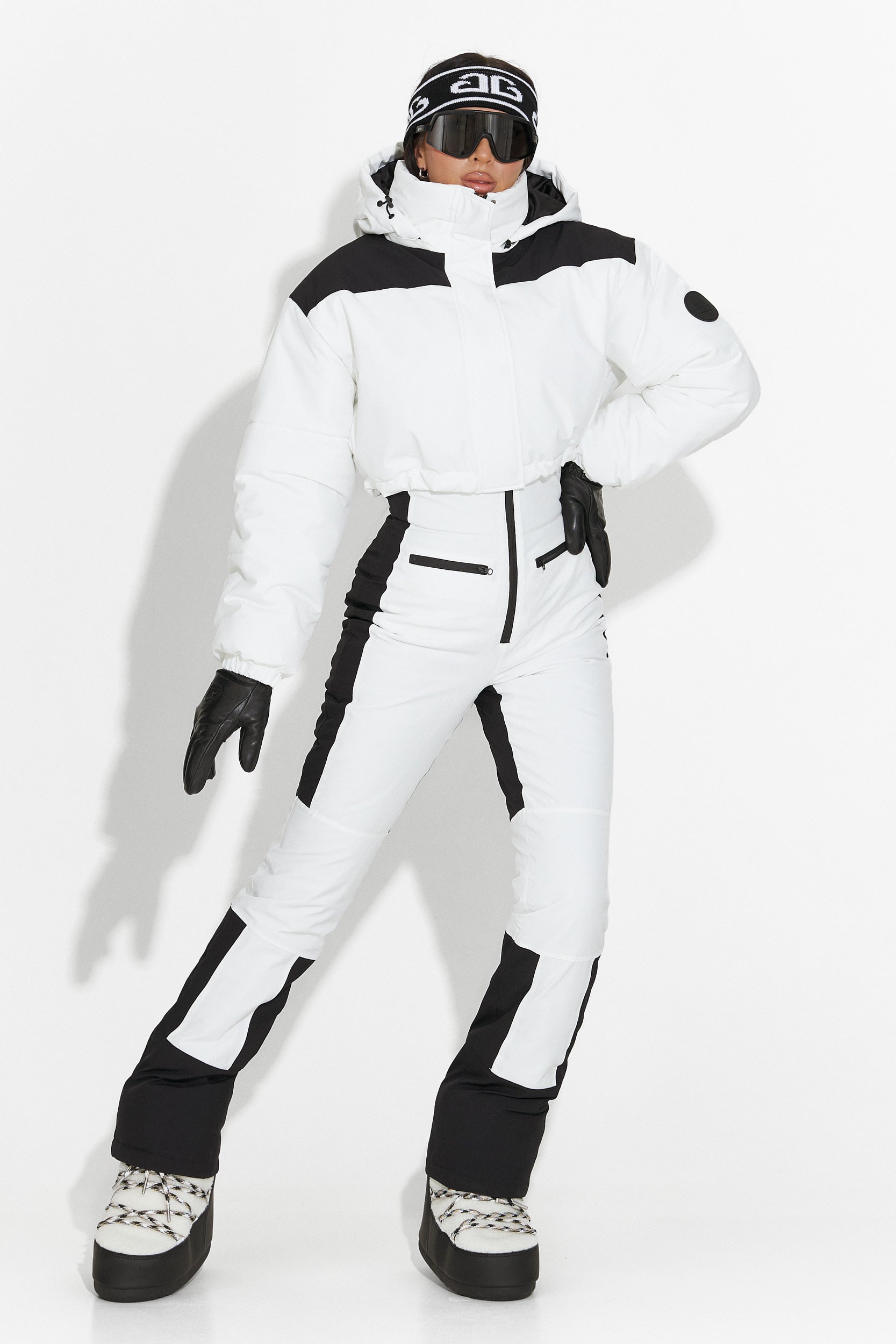 Costum ski casual alb Camelay Bogas