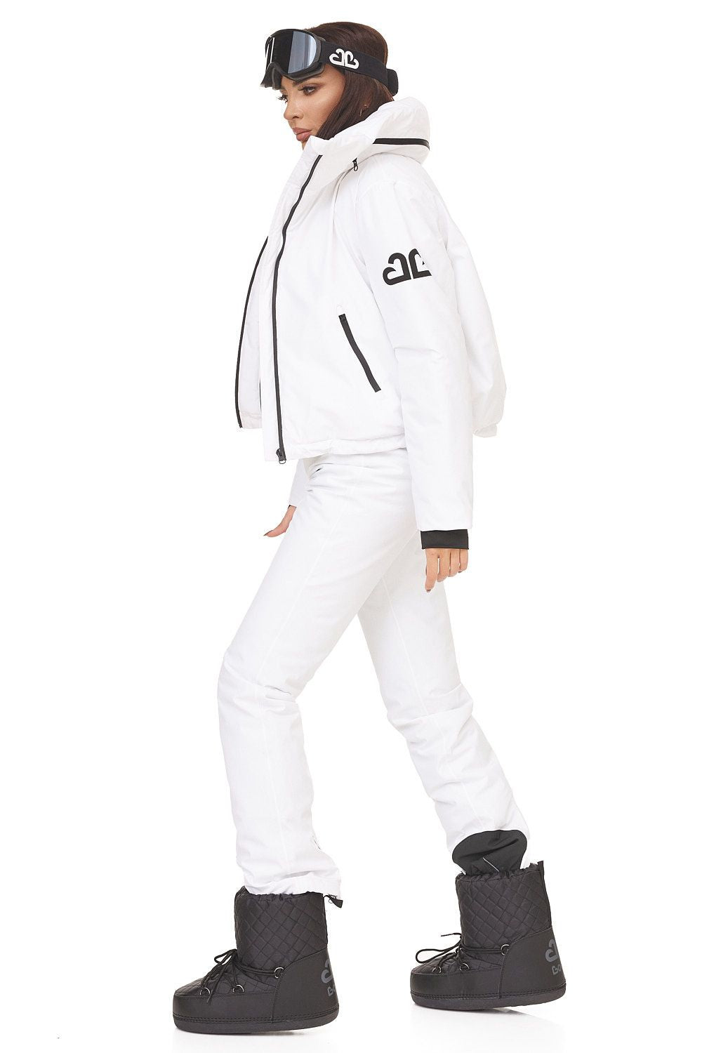 Costum ski casual alb Reasia Bogas