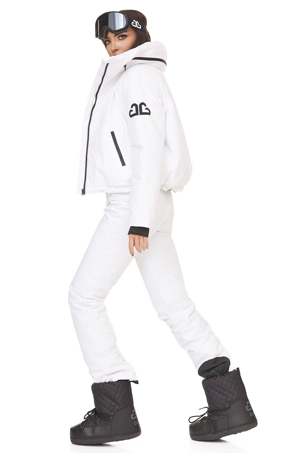 Costum ski casual alb Reasia Bogas