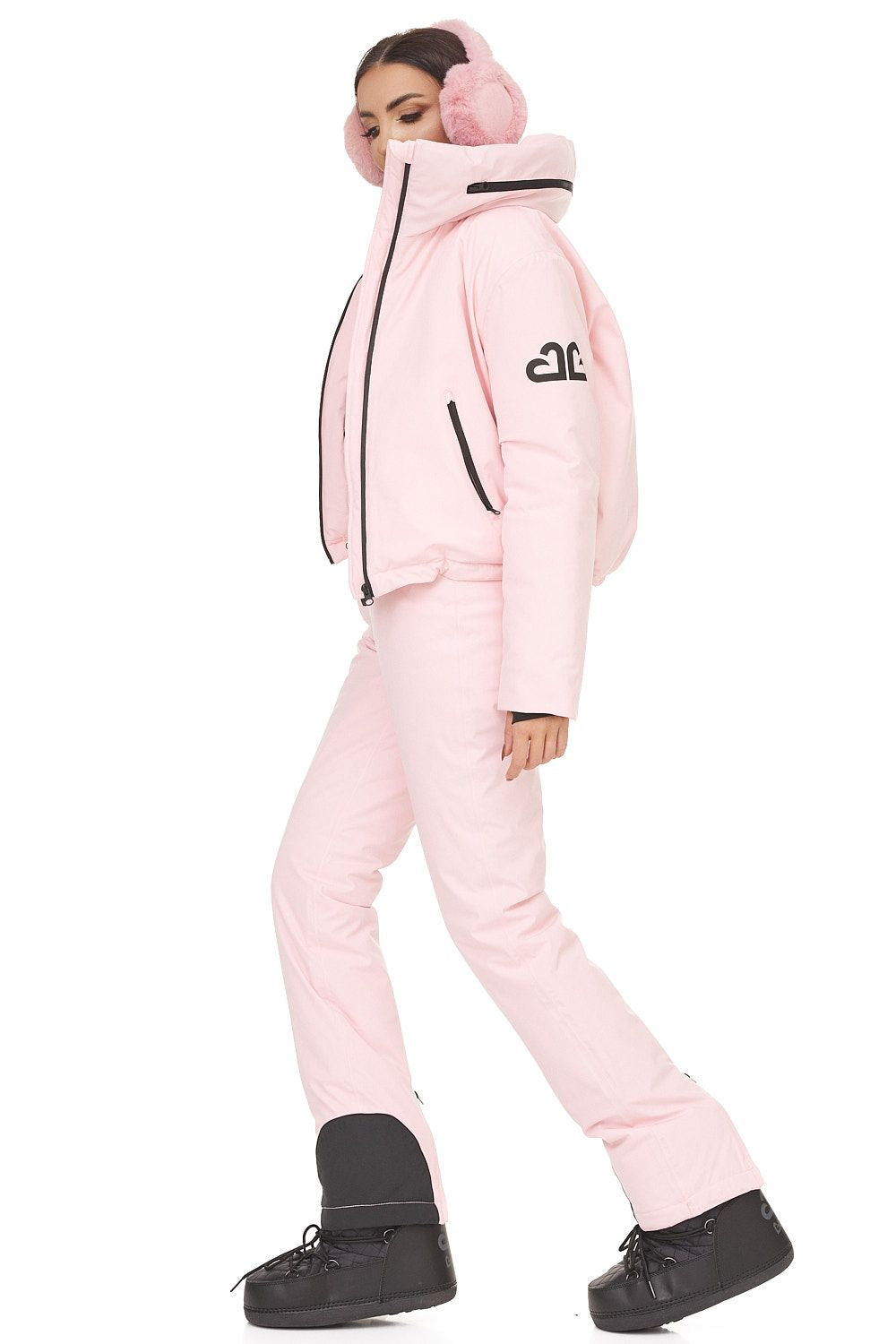 Costum ski casual roz Reasia Bogas