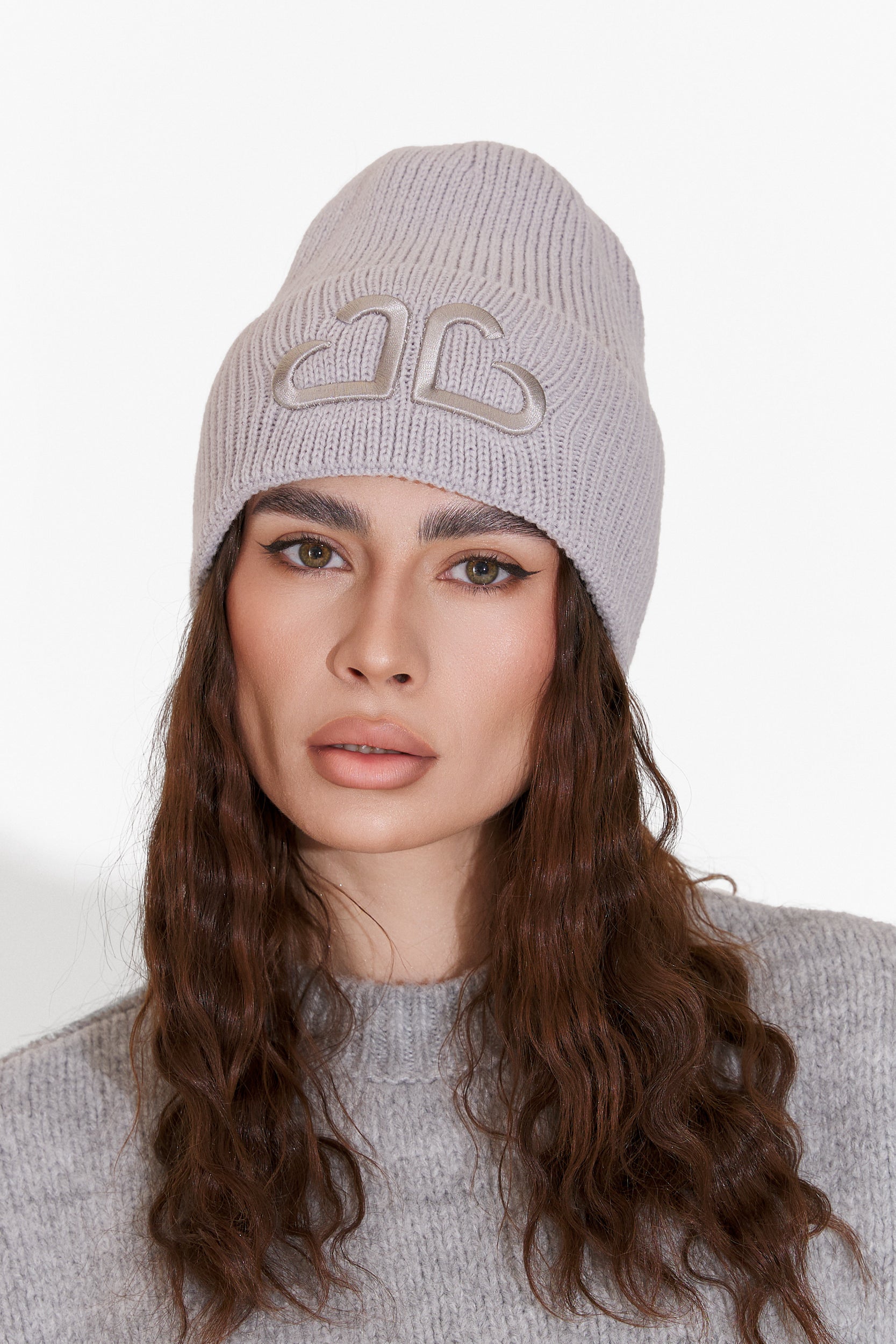 Fes dama casual gri Tausia Bogas