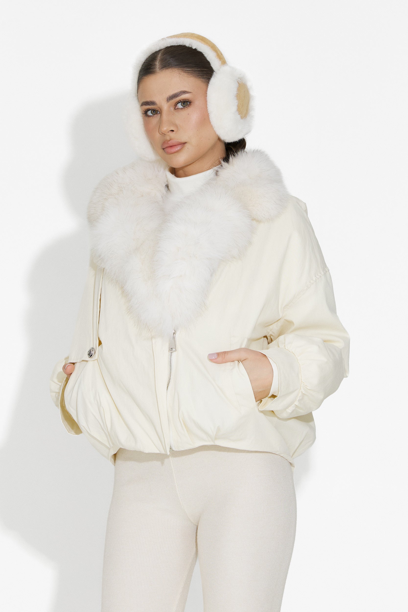 Geaca dama casual bej Eriora Bogas