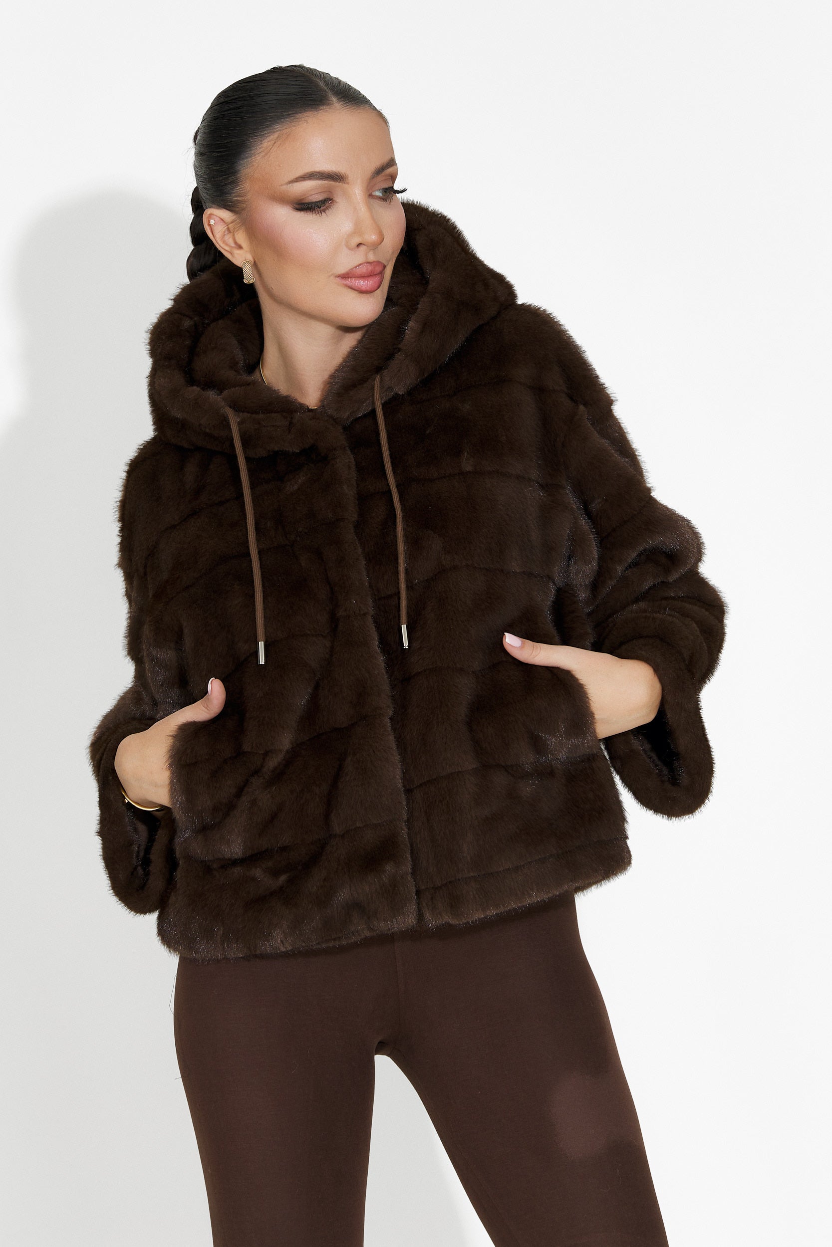 Haina de blana maro Alasika Bogas