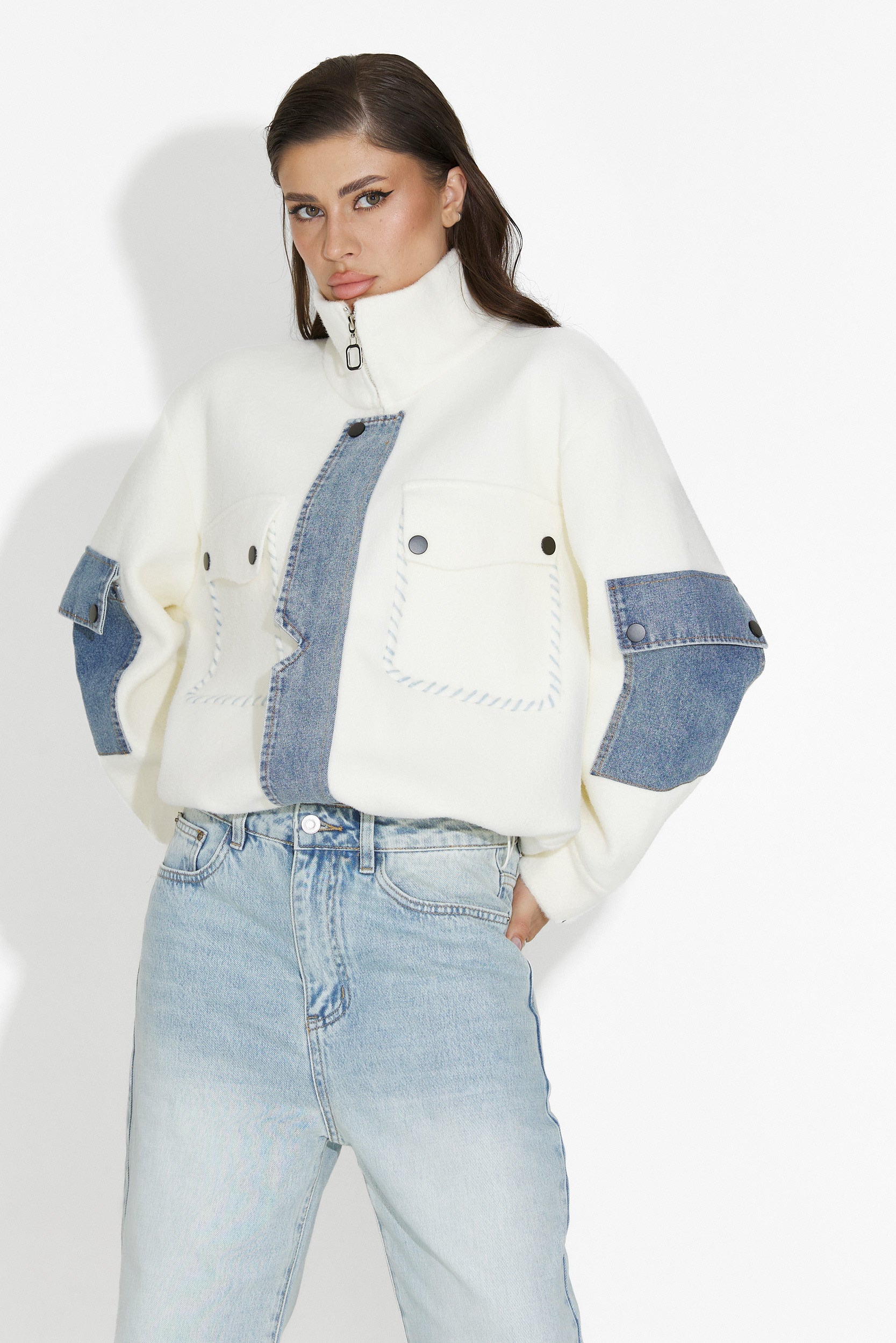 Jacheta dama casual alba Nedaria Bogas