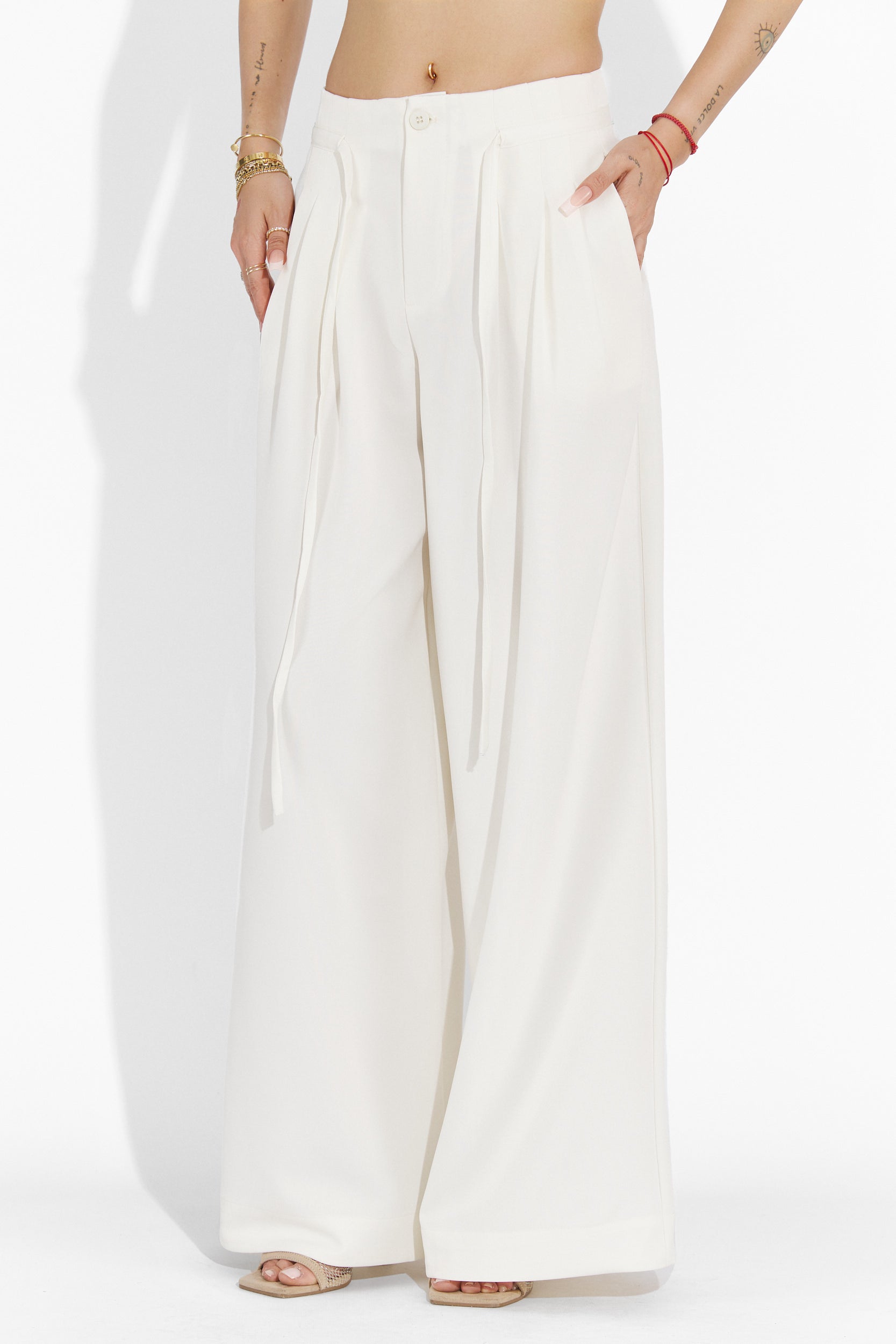 Pantaloni dama casual albi Eusebiu Bogas