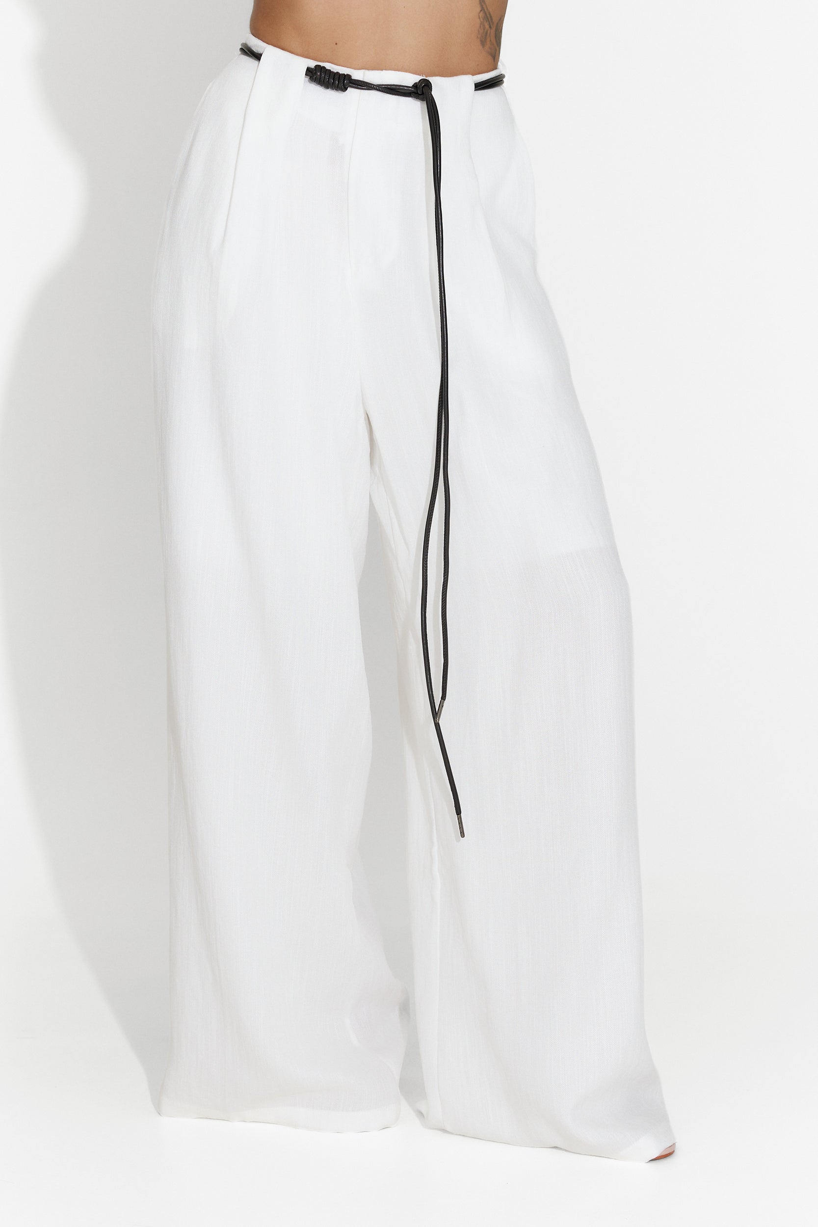 Pantaloni dama casual albi Mason Bogas