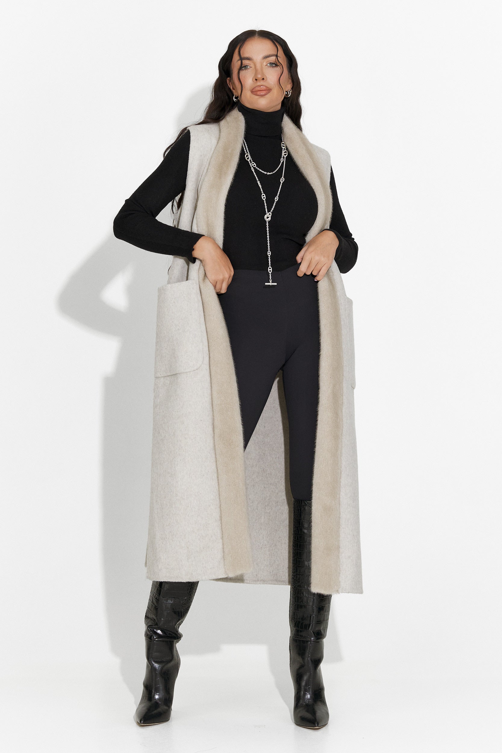 Vesta dama eleganta bej Brania Bogas